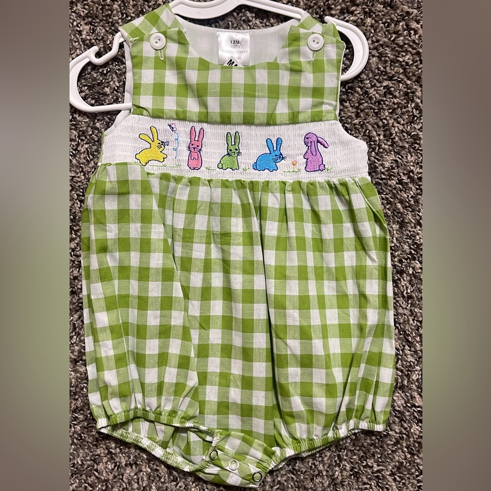 NWOT Easter SMOCKED